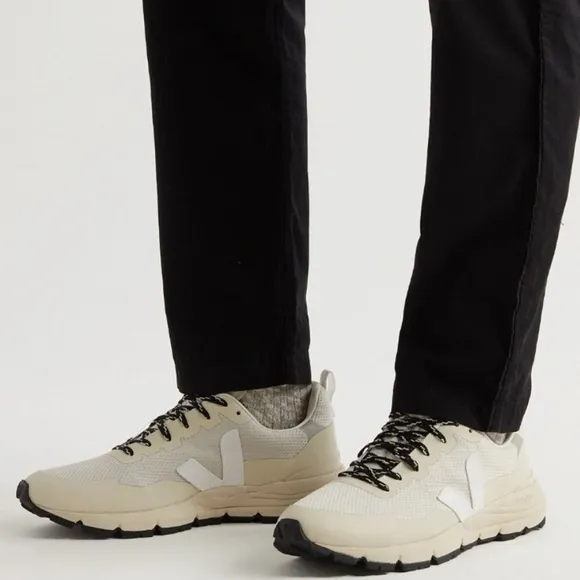 VEJA Womens Dekkan‎ Alveomesh Sneakers Size 7