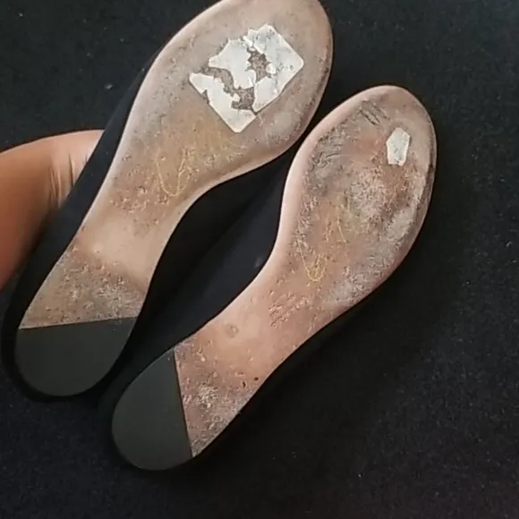 VERA WANG (luxury line) jewelled ballet flats