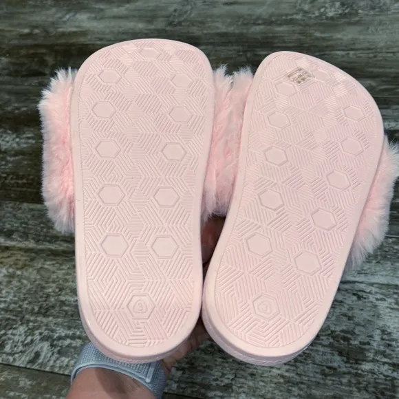 Versace Jeans Couture Shelly Faux Fur Slides Women’s Size 38 Pink Slingback NEW