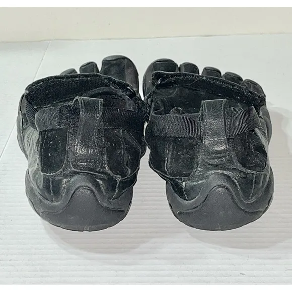 Vibram FiveFingers KSO Trek Shoes Men's 9 Black Hiking Outdoor Gorpcore Trail