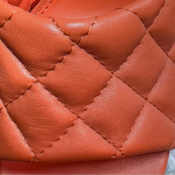 Vince Camuto Women's Orange Quilted Slide Sandals 4 Inch Heel Size 7