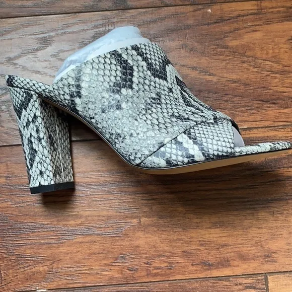 Vince Heath B snake pattern leather slide sandals