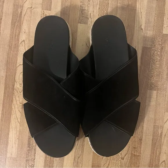 Vince Villaire Black Crisscross Suede Espadrille Slide On Sandals Size 9M