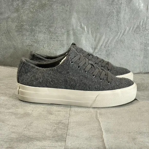 Vince. Women's Charcoal Gray Heaton Wool Fleece Lace Up Platform Sneakers SZ 5