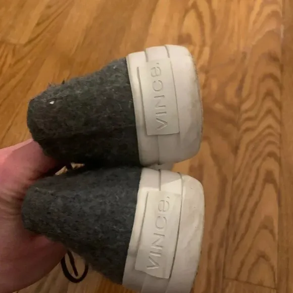 Vince Women’s Heaton Wool Fleece Platform Sneakers in Charcoal Gray Size 7 EU 37