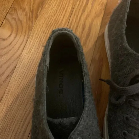 Vince Women’s Heaton Wool Fleece Platform Sneakers in Charcoal Gray Size 7 EU 37