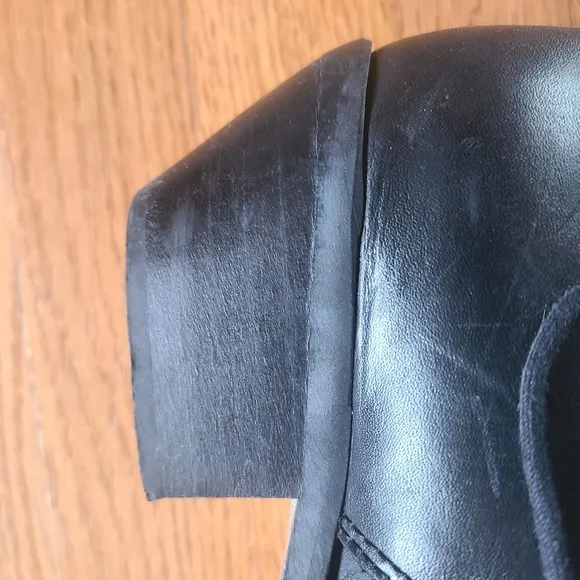 Vintage Black Lace-Up Women's Ankle Boots Pointy Toe