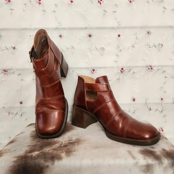 Vintage Italian Leather Fisherman Loafers