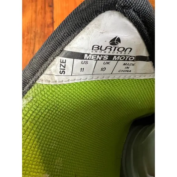 Vintage Men's Burton Lace Up MOTO Snowboard Boots
