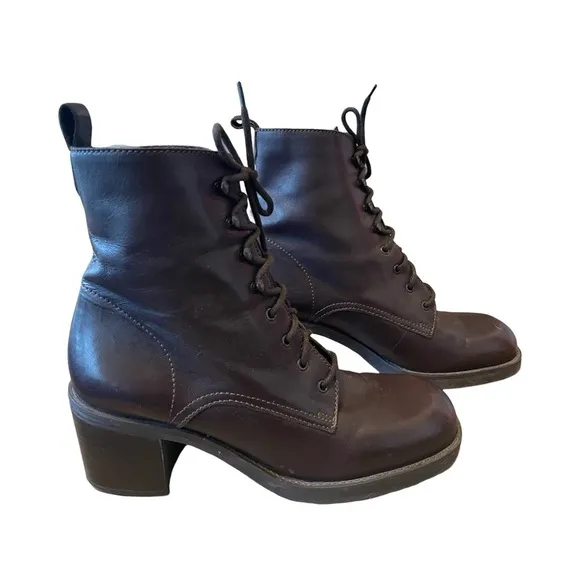 Vintage Nine West Brown Leather Lace Up Boots Size 8