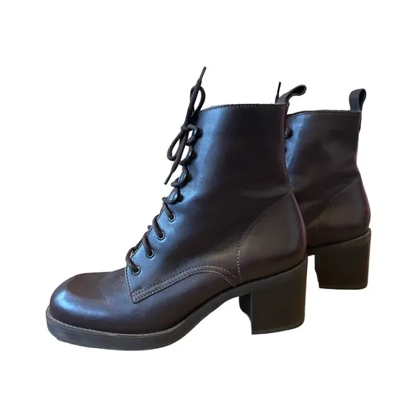 Vintage Nine West Brown Leather Lace Up Boots Size 8