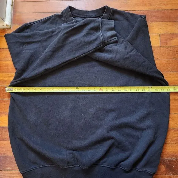Vintage Y2K Nike Essential Crewneck Sweatshirt | Black | XLarge
