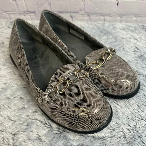 Vionic Alda Metallic Sliver Slip On Loafers Chain Link Detail Size 9 Pewter Work