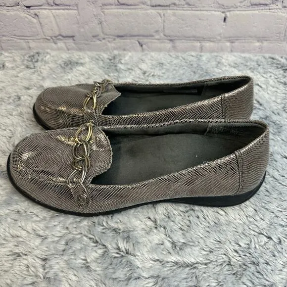 Vionic Alda Metallic Sliver Slip On Loafers Chain Link Detail Size 9 Pewter Work