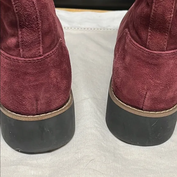 Vionic Burgundy Mauve Purple Suede Combat Boots with Lace-Up Design