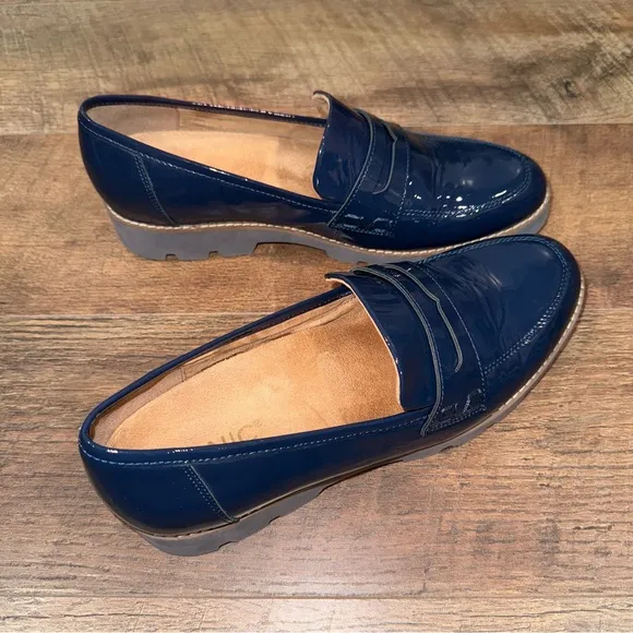 Vionic Cheryl II Blue Patent Leather Loafers