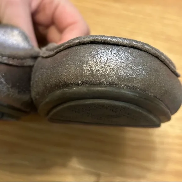 Vionic Debbie metallic size 9 wide women’s loafers