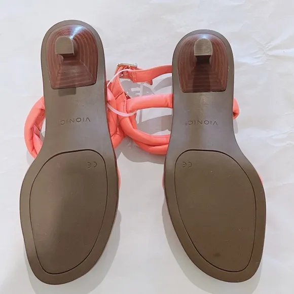 Vionic Freesia Angelica Puffy Strap Kitten Heel Sandals in Shell Pink Sz 8 NWOB