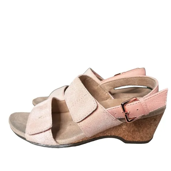 Vionic | Marian Wedge Arch Supportive Sandals Light Pink Size 6.5