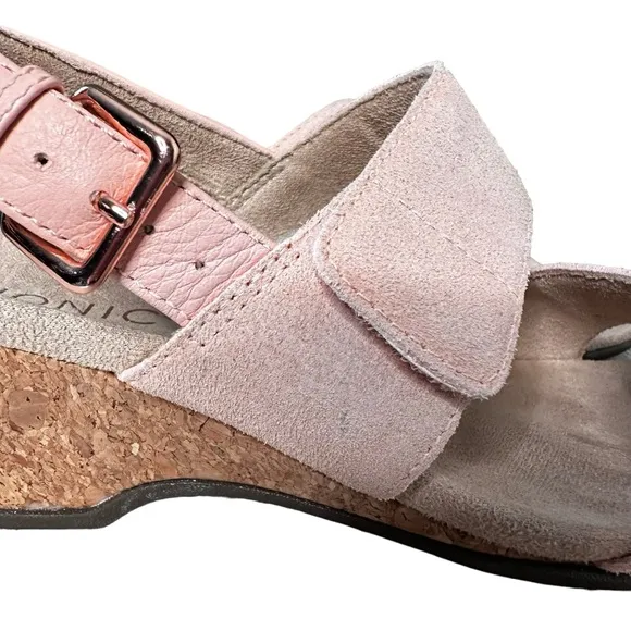 Vionic | Marian Wedge Arch Supportive Sandals Light Pink Size 6.5