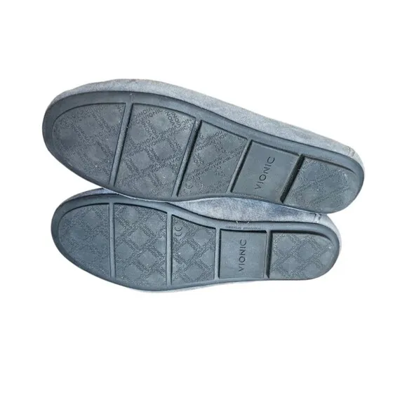 Vionic Mesa Suede Leather Grey SlipOn Loafers Silver Metal Accent RubberSole Sz7