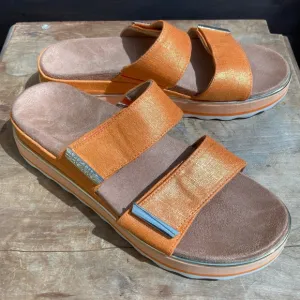 Vionic sandals size 11 Brandie melon Marmalade platform orange colorful slip on