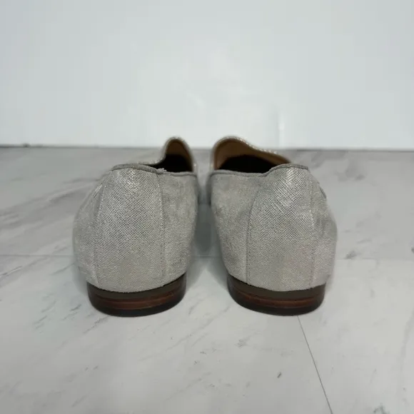 Vionic Willa II Silver Wide Loafer Flat 10