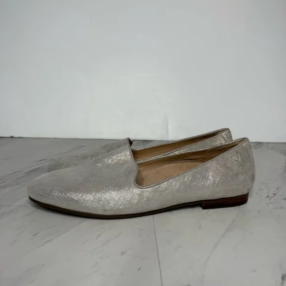 Vionic Willa II Silver Wide Loafer Flat 10