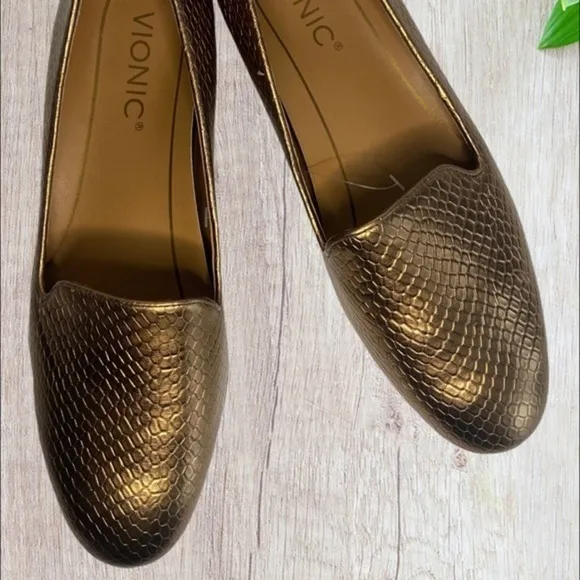 VIONIC Willa Snake Emboss Flat Loafers Copper Shoes Sz.7 New