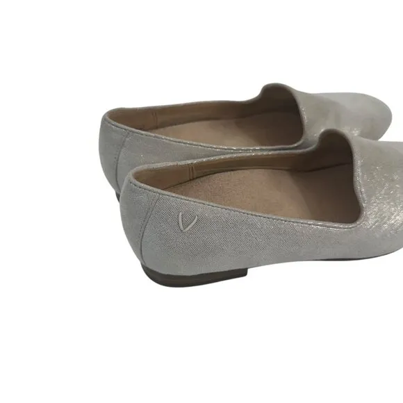 Vionic Women Silver Metallic Slip-On Loafers Comfort Shoes SZ 6 Textile Upper