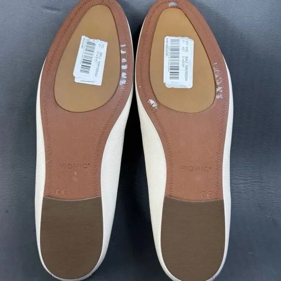 Vionic Soft Leather WILLA SLIP ON FLAT shoes womens size 8.5