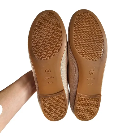 Vivaia Tan Textured Flats Rounded Toe Knit Flats Sz 10 (41.5)