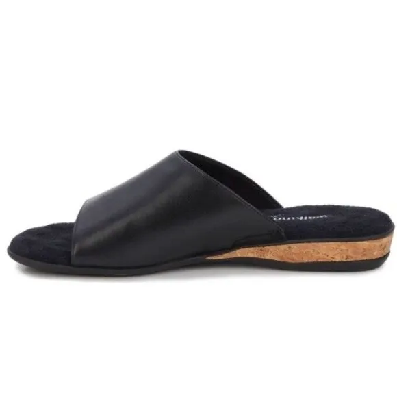 Walking Cradles Cam Womens 10.5 Medium Black  Flat  Slip On Sandals New