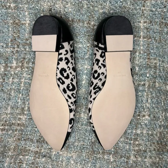 Walking Cradles Rory Padded Flats in Leopard/Black (Wide)