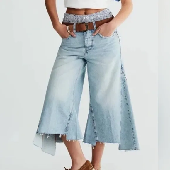 We The Free Ripple Wide Leg Crop Jeans in Little Coast sz 25 NWT