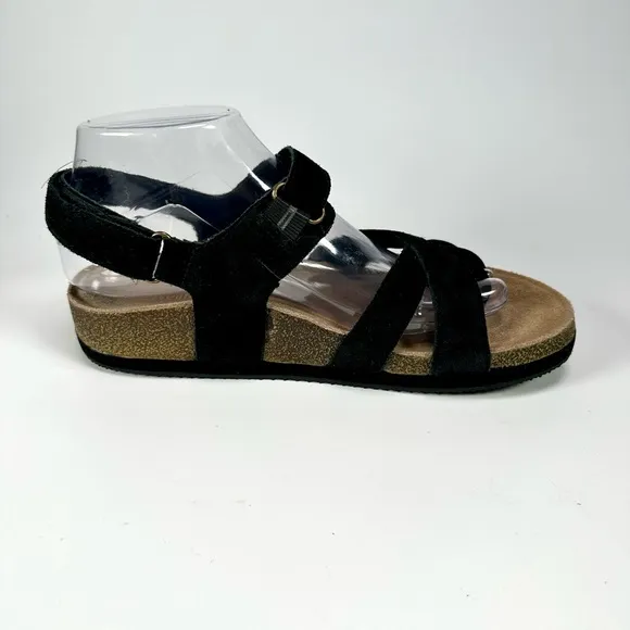 Wellrox Women’s Dune  Black Sandals