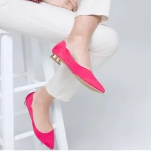 White House Black Market Bellamy Scalloped Pink Flat Size 8
