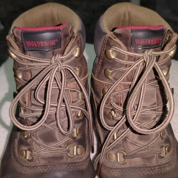 Wolverine Men's Steel Toe Leather Work Boots – Waterproof &amp; Durable – Size 9.5