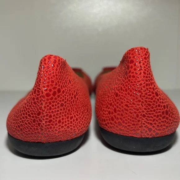 Women’s 7 Vintage red/black designer flats leather rounded toe ballet flat shoe