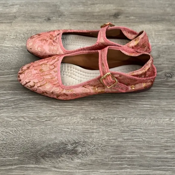 Women's Free People Evie Mary Jane Pink Brocade Lace Convertible Flats In Pink