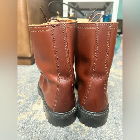 Women’s Sebago lace up boots