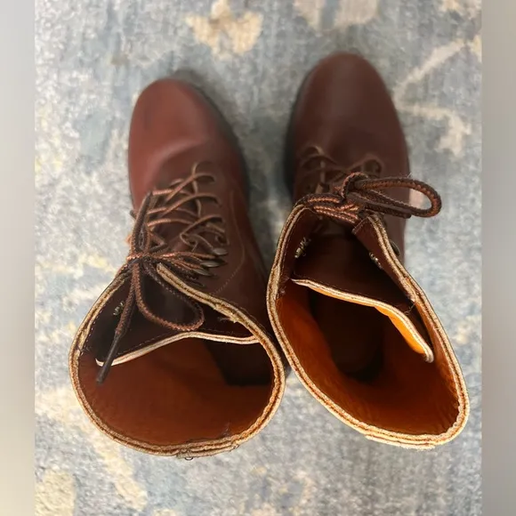 Women’s Sebago lace up boots