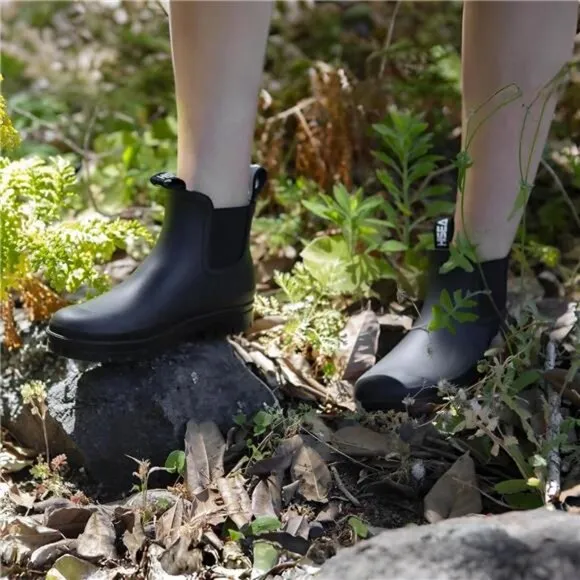 Women's Short Rain Boots Waterproof Garden Shoes Rubber Chelsea Boots Anti-Slip