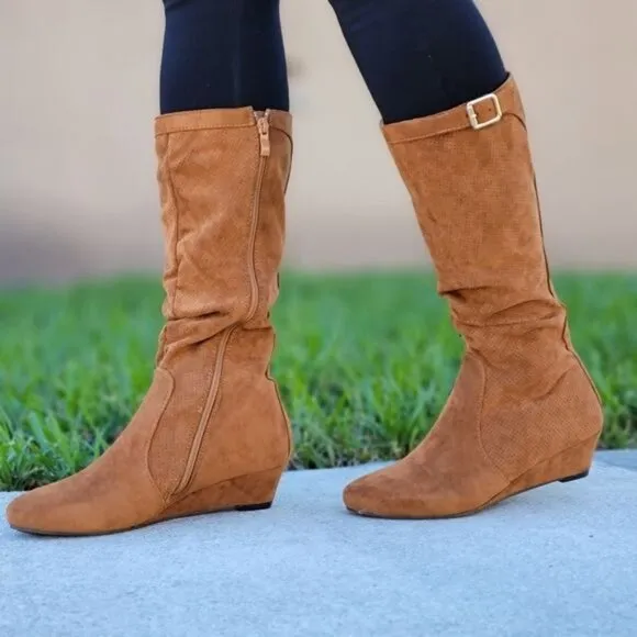 Women's Tan Wrinkle‎ Finish Calf Length Pull On Boots Rounded Toe