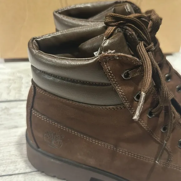 Women’s Timberland Donna Lace-Up Boots size 9 brown