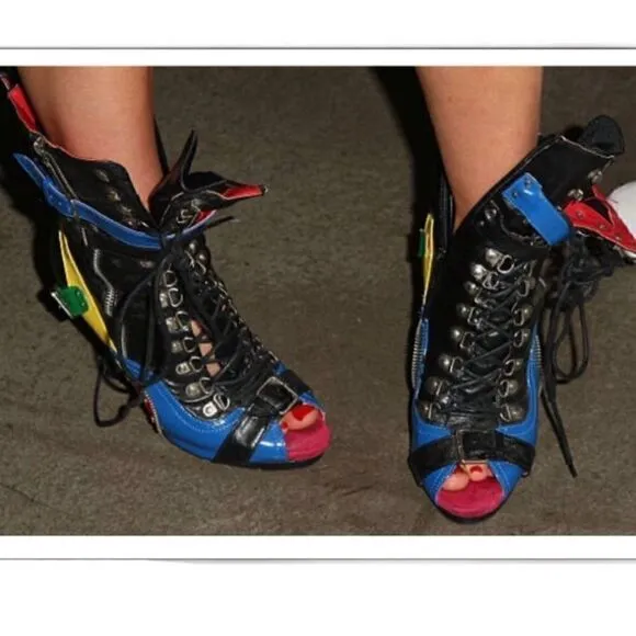 Y2K Zig Shoo statement 4” heel boots