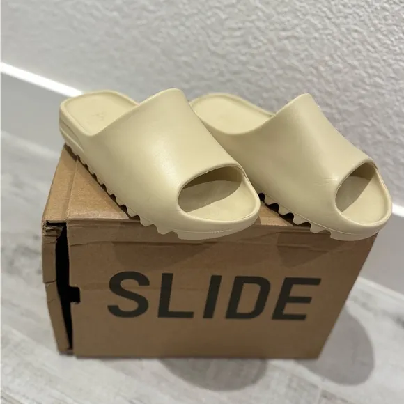 Yeezy “BONE” Slide Sandals