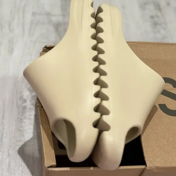 Yeezy “BONE” Slide Sandals