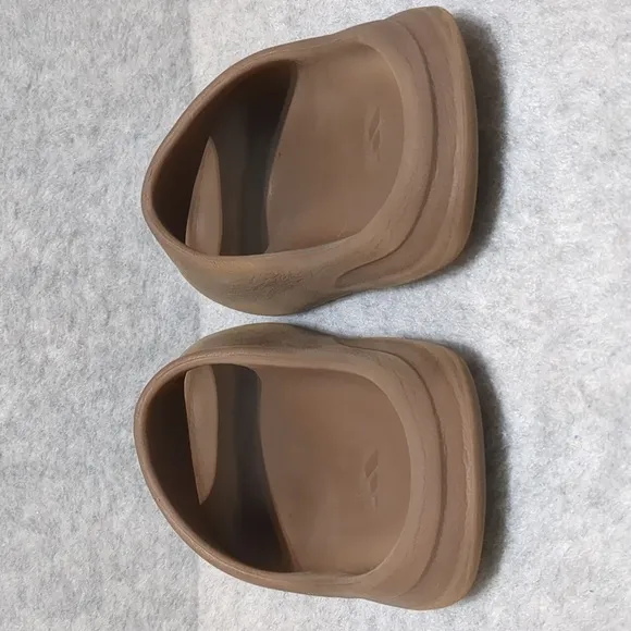 Yeezy Slide Flax brown sandals size 13