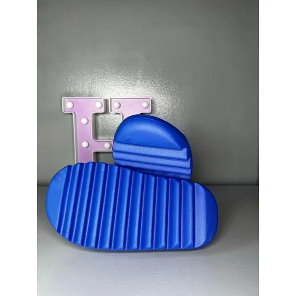 Yeezy Slides Azure Sz 5